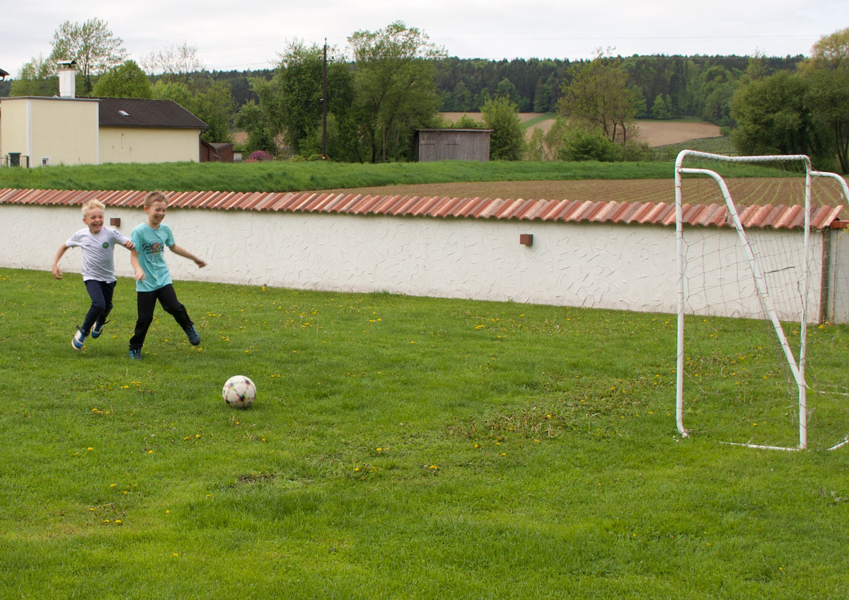 antonhof_fussballplatz